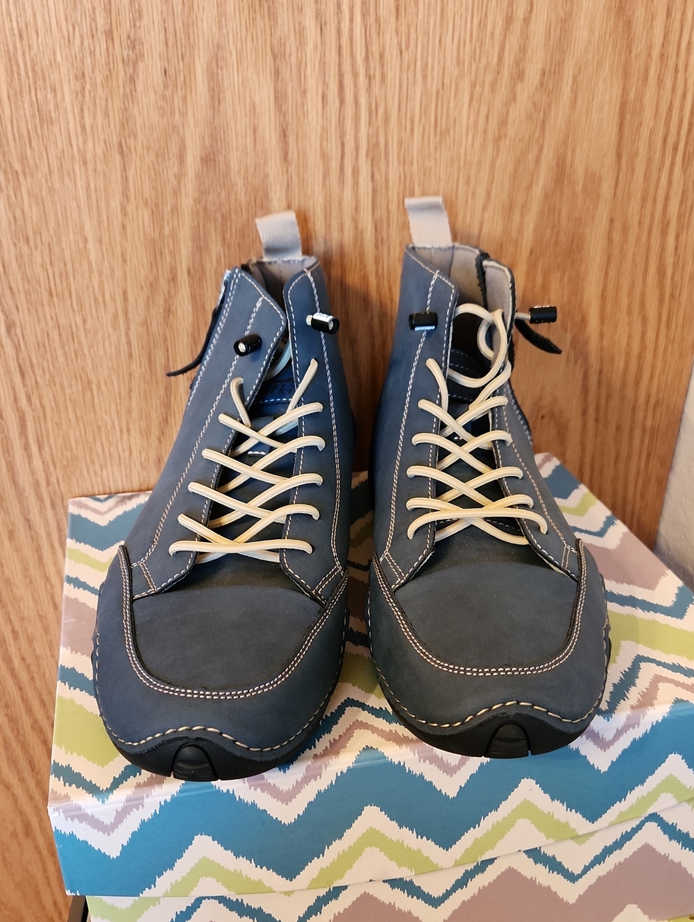 Men's Blue Barefoot Boots with Contrast Cream Laces